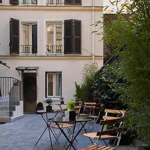 *** Hotel Mirabeau Eiffel France